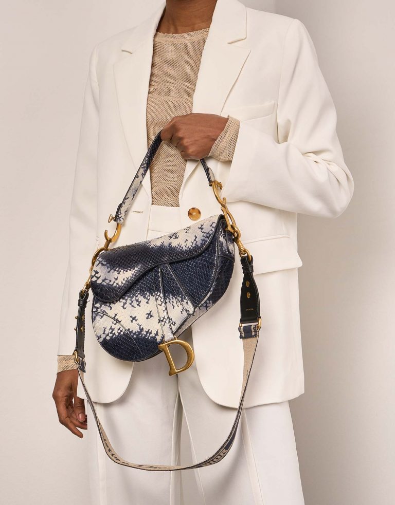 Sac Dior d'occasion Saddle Medium Python Bleu / Blanc Bleu | Vendez votre sac de créateur sur Saclab.com