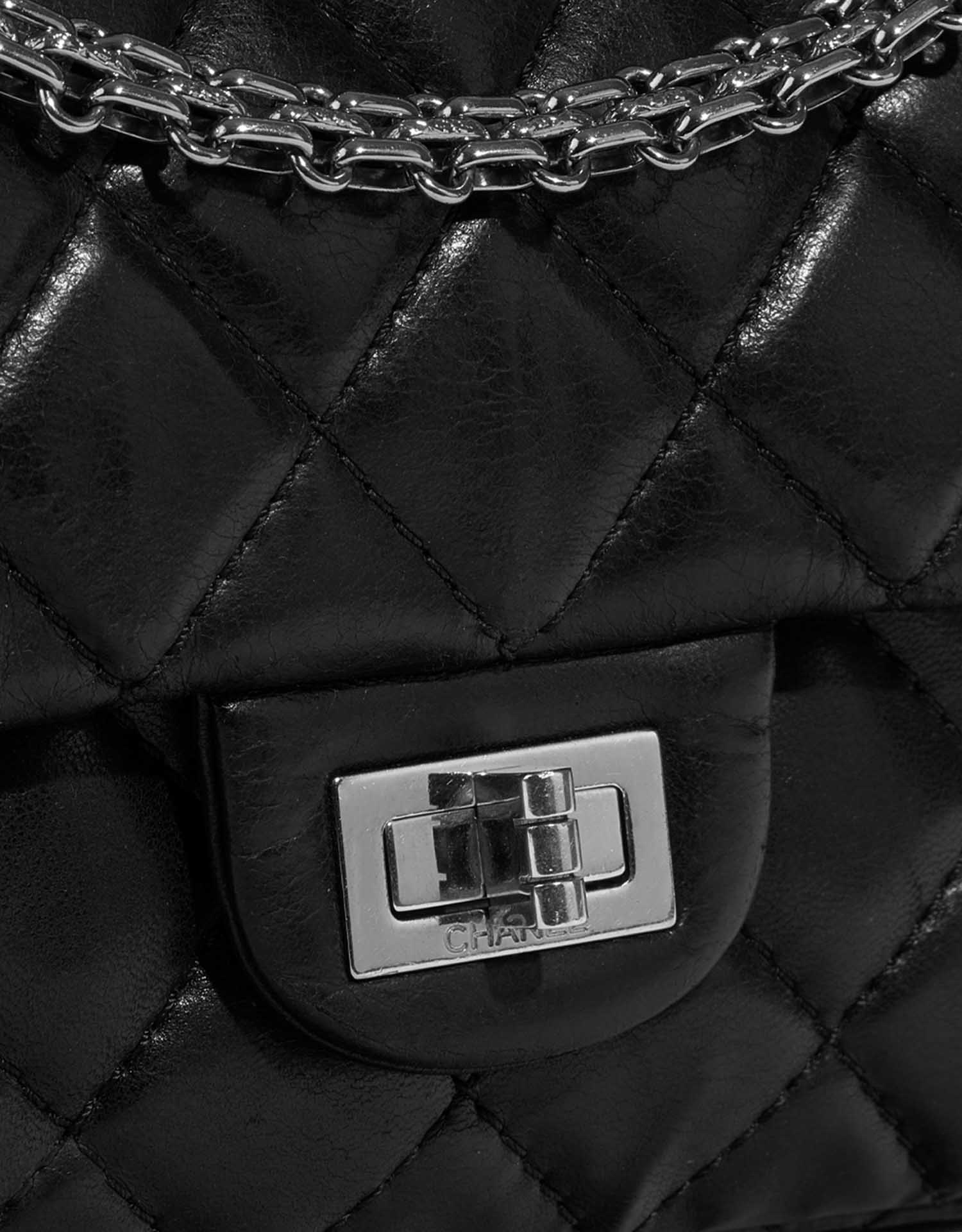 Pre-owned Chanel bag 2.55 Reissue 226 Lamb Black Black Closing System | Sell your designer bag on Saclab.com