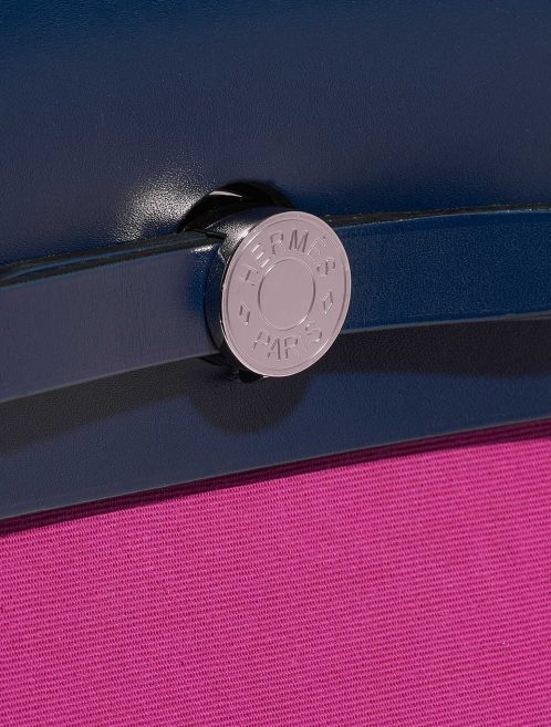 Pre-owned Hermès bag Herbag 31 Vache Hunter / Toile  Bleu Saphir / Magnolia Pink Closing System | Sell your designer bag on Saclab.com