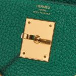Pre-owned Hermès bag Kelly 28 Togo Vert Menthe Green Logo | Sell your designer bag on Saclab.com