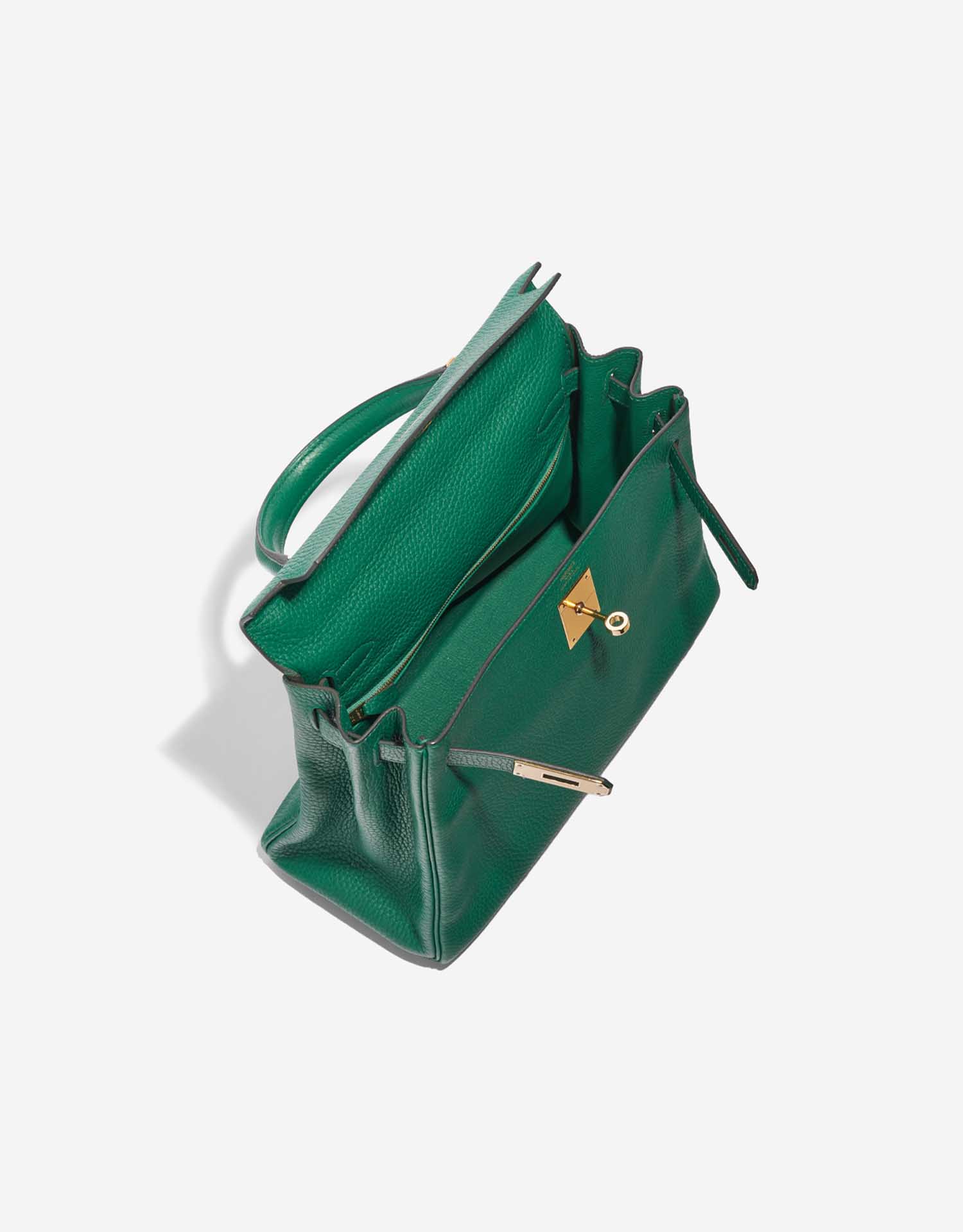 Pre-owned Hermès bag Kelly 28 Togo Vert Menthe Green Inside | Sell your designer bag on Saclab.com