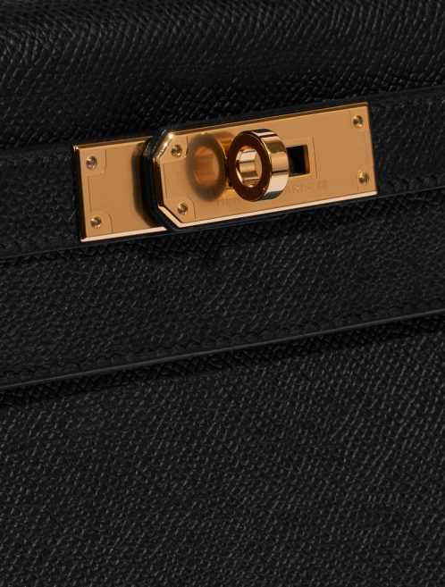 Gebrauchte Hermès Tasche Kelly 28 Epsom Schwarz Schwarz Verschluss-System | Verkaufen Sie Ihre Designer-Tasche auf Saclab.com