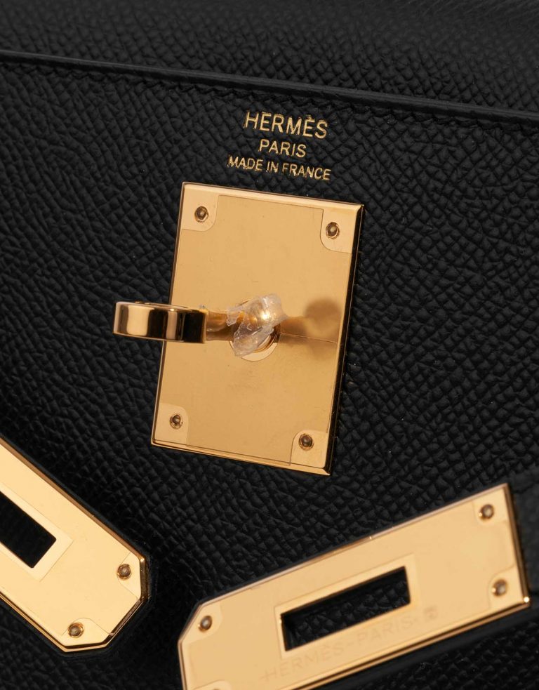 Pre-owned Hermès bag Kelly 28 Epsom Black Black Logo | Sell your designer bag on Saclab.com