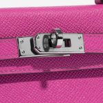 Pre-owned Hermès bag Kelly Mini Epsom Magnolia Pink Closing System | Sell your designer bag on Saclab.com