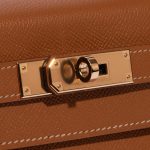 Pre-owned Hermès bag Kelly HSS 28 Epsom Gold / Bleu Glacier Brown Closing System | Sell your designer bag on Saclab.com