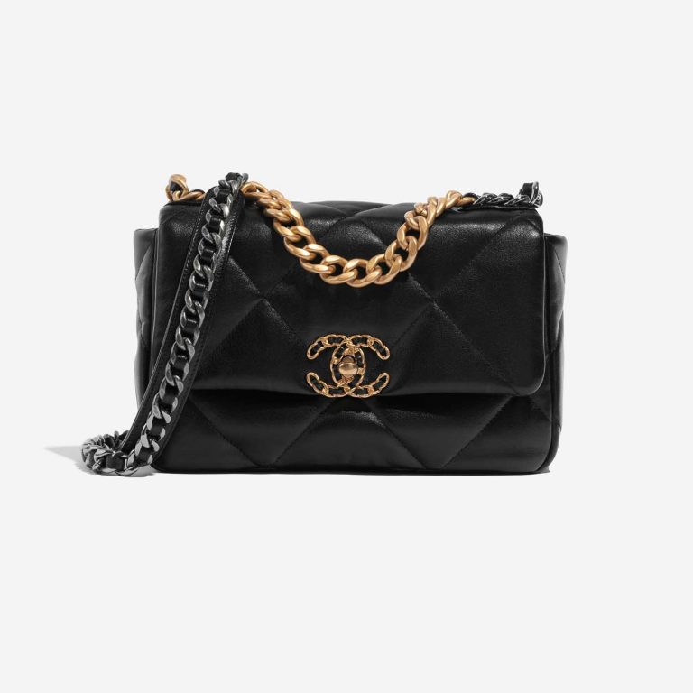 Chanel 19 FlapBag Black Front  | Sell your designer bag on Saclab.com