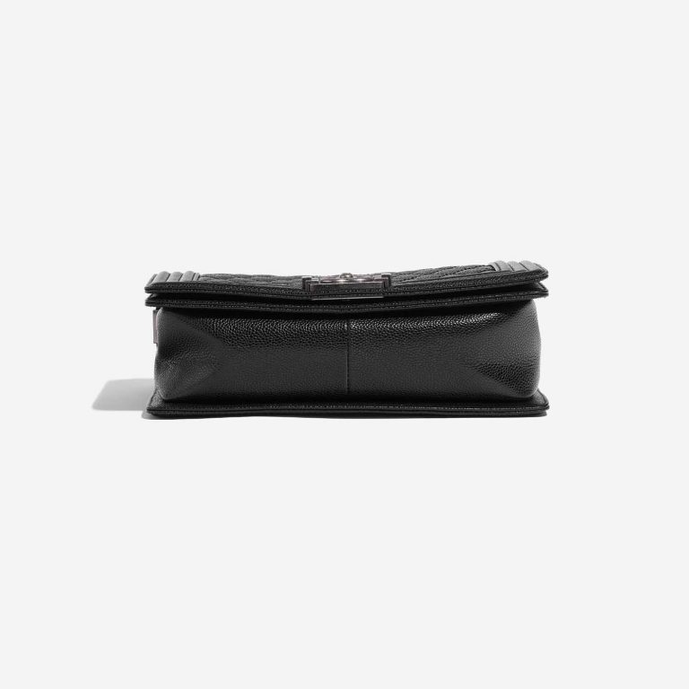 Chanel Boy OldMedium Black Bottom  | Sell your designer bag on Saclab.com