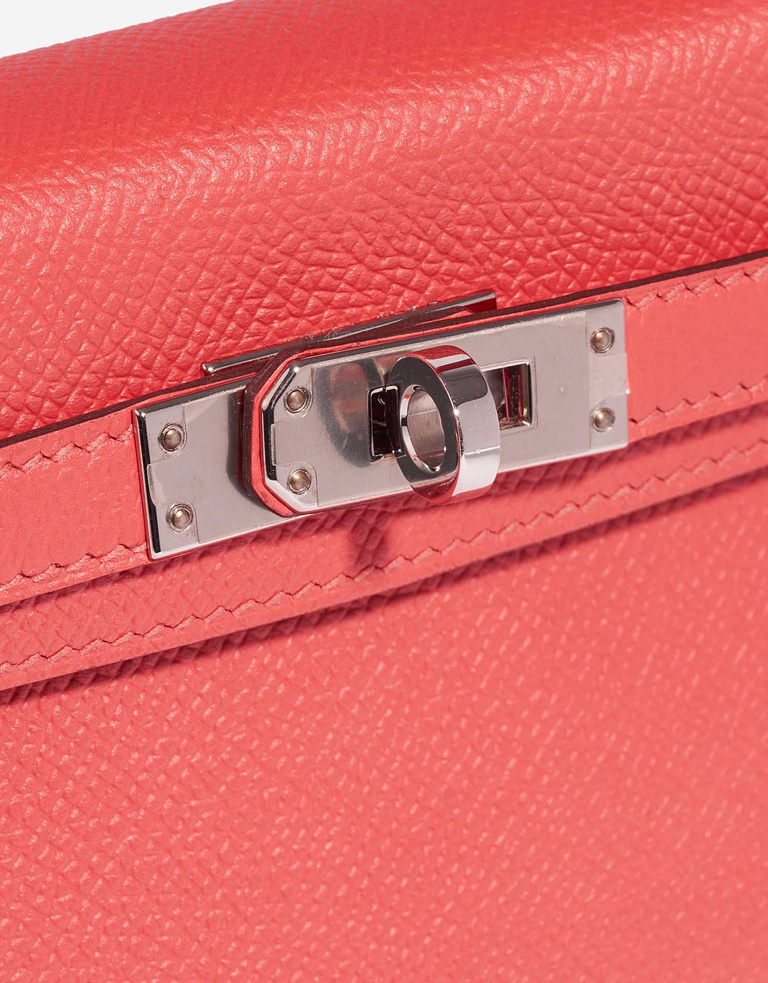 Hermès Kelly Mini RoseJaipur-RougeVif Verschluss-System | Verkaufen Sie Ihre Designer-Tasche auf Saclab.com
