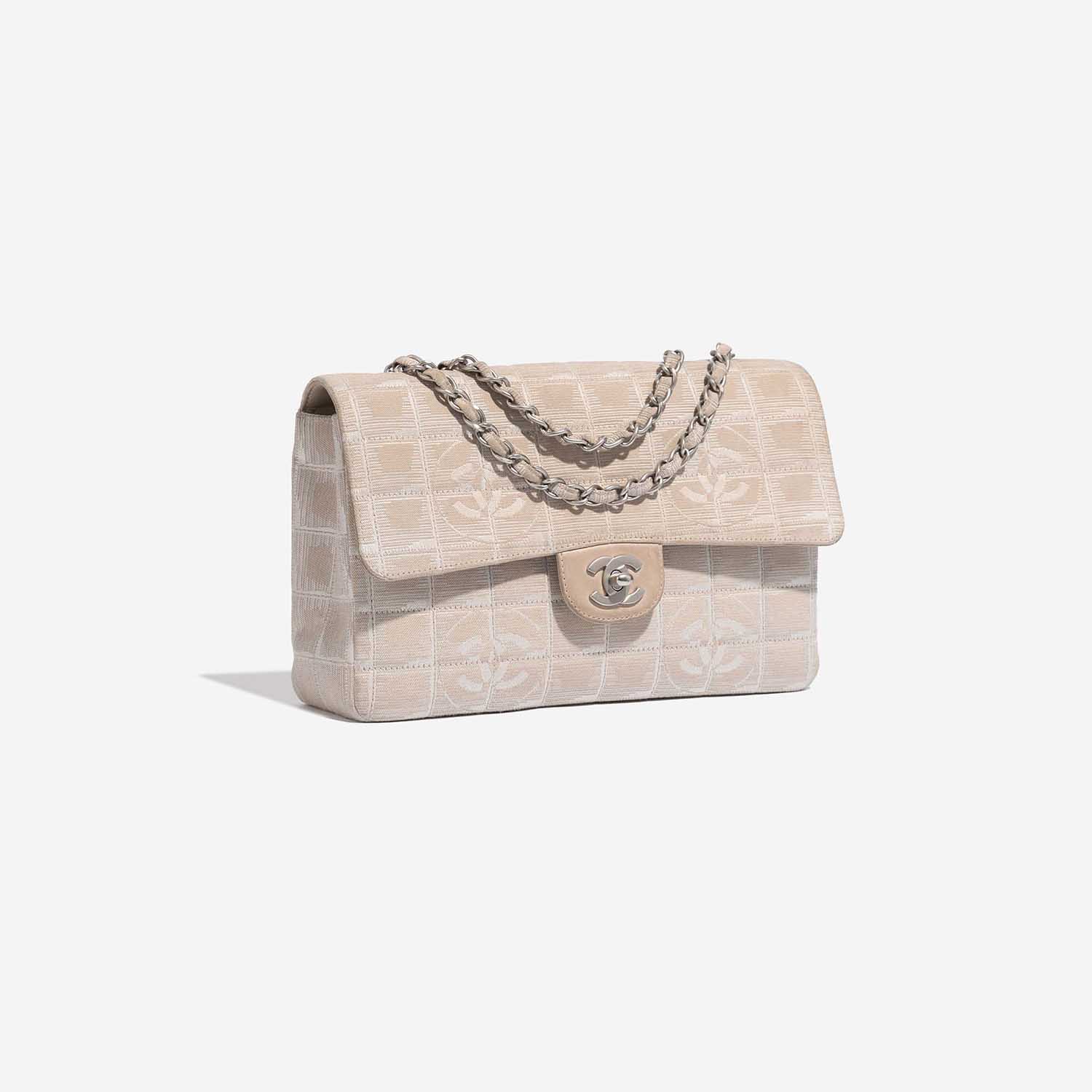 Chanel Timeless Medium Beige Side Front | Verkaufen Sie Ihre Designer-Tasche auf Saclab.com