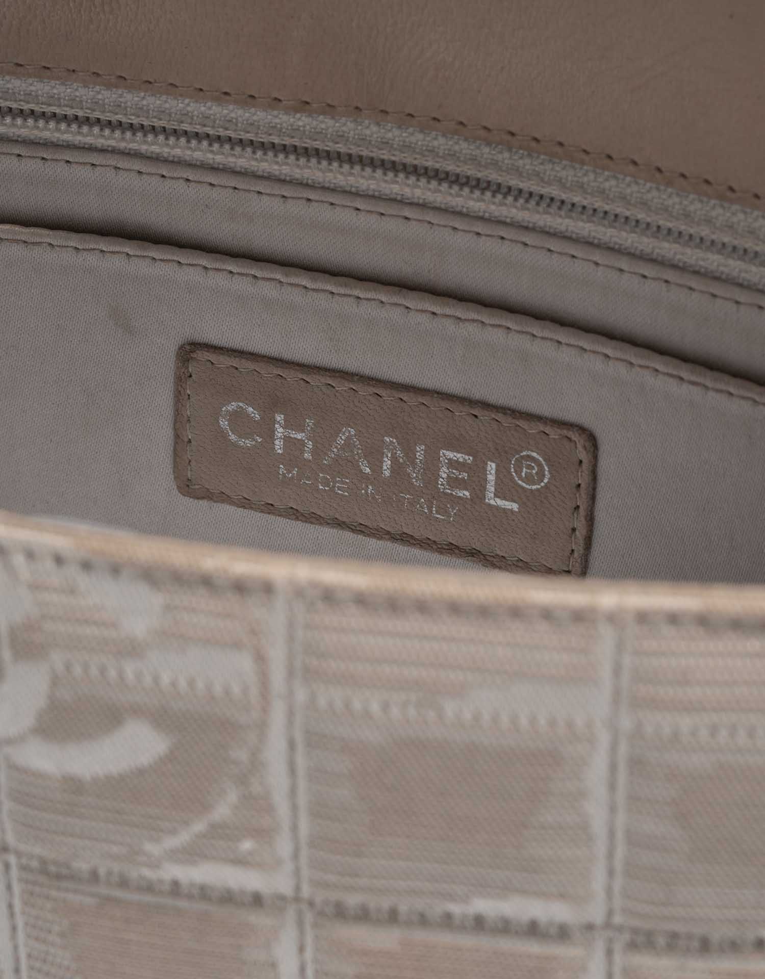 Chanel Timeless Medium Beige Logo | Verkaufen Sie Ihre Designer-Tasche auf Saclab.com