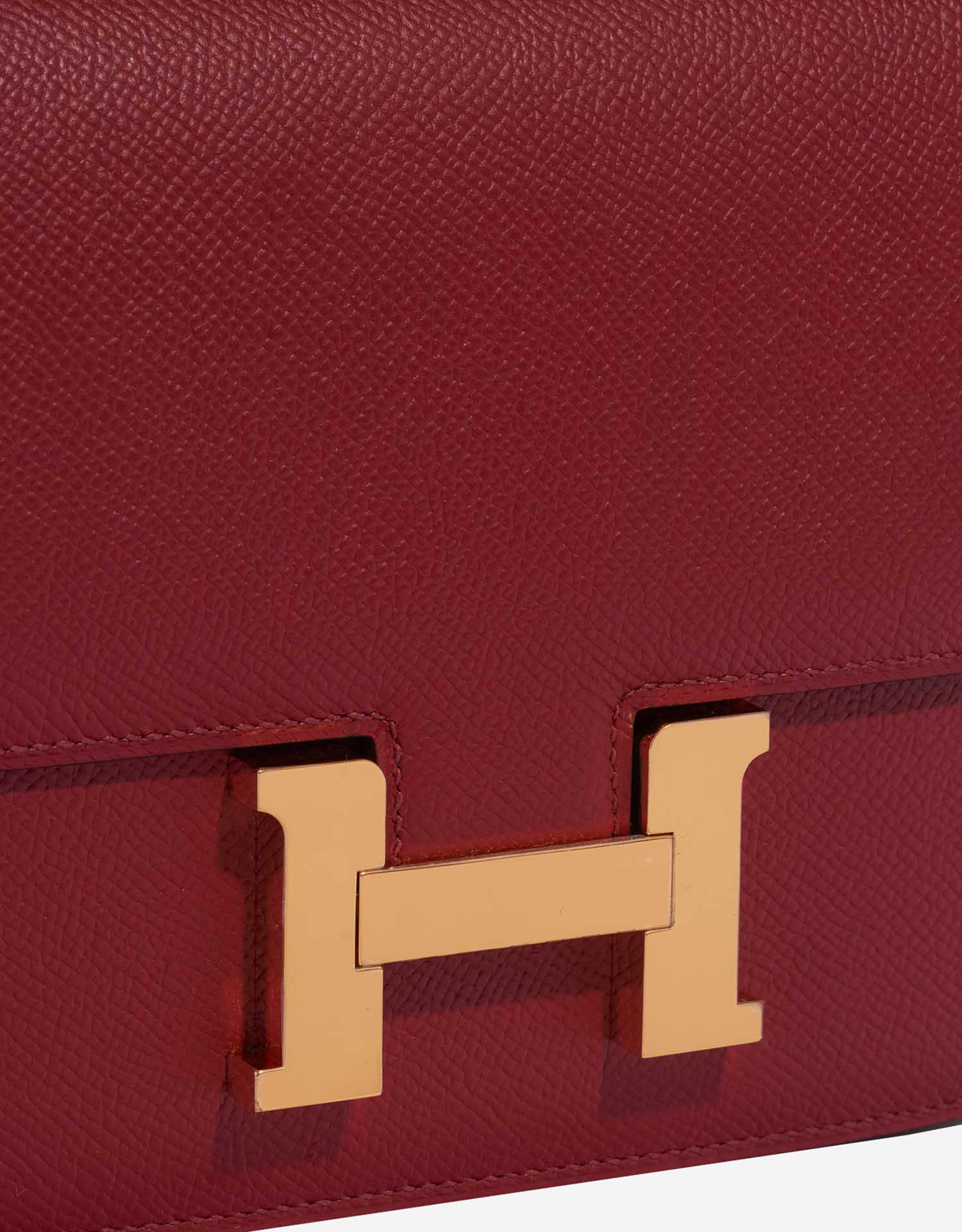Hermès Constance 18 RougeGrenat Closing System  | Sell your designer bag on Saclab.com
