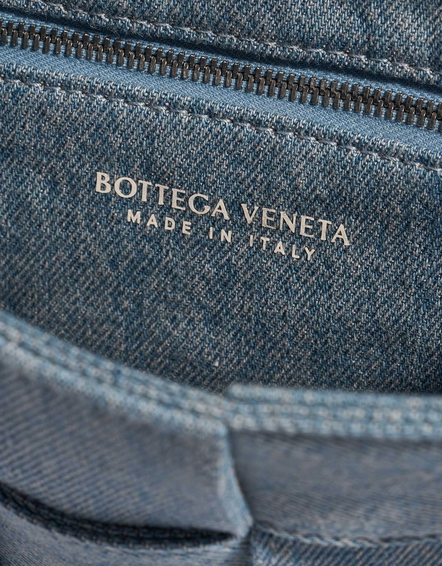 Bottega Cassette OneSize IndigoWashed Logo  | Sell your designer bag on Saclab.com