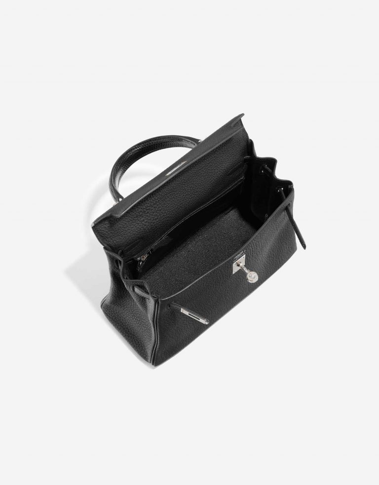 Hermès KellyTouch 25 Black Inside  | Sell your designer bag on Saclab.com