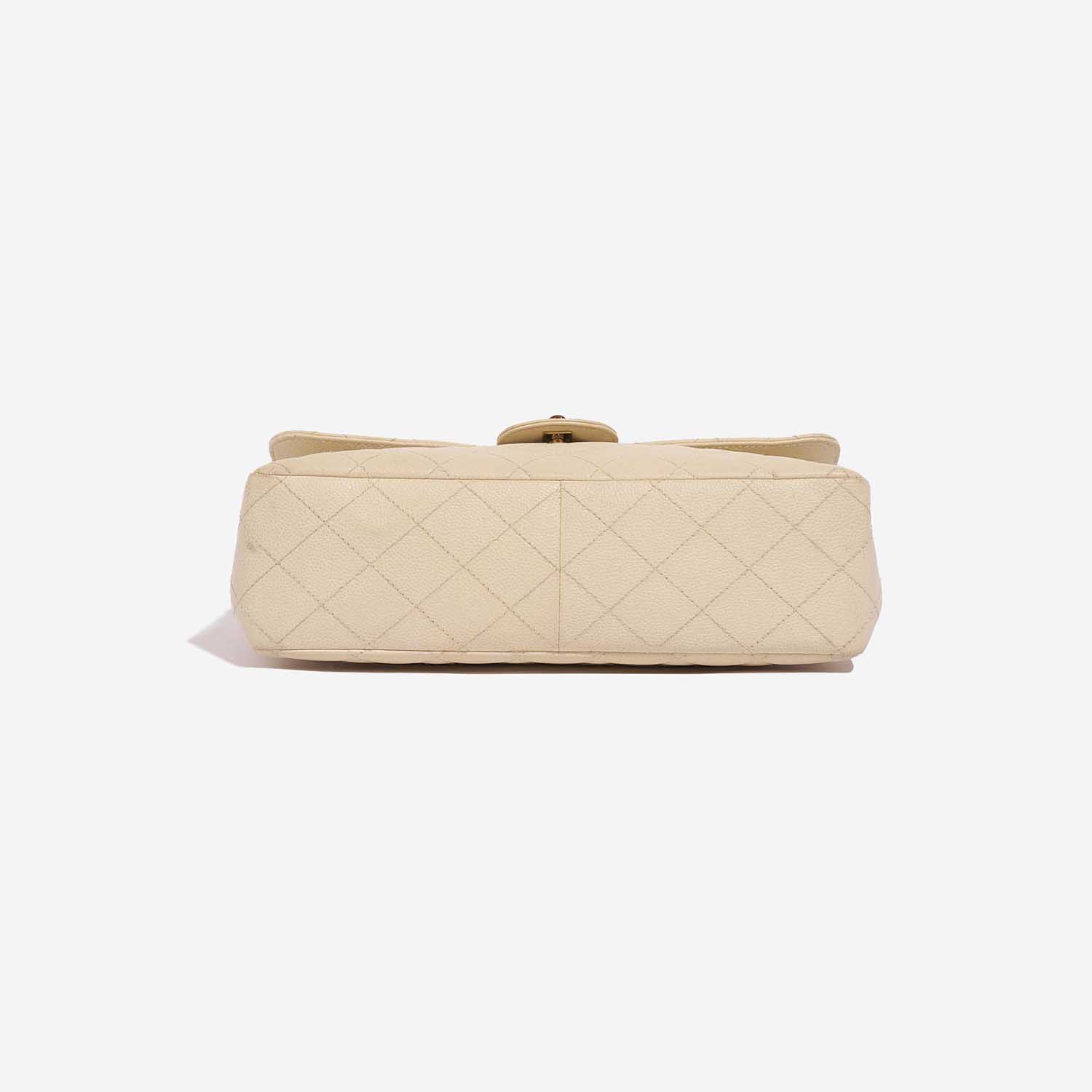 Chanel Timeless Jumbo Beige Bottom  | Sell your designer bag on Saclab.com