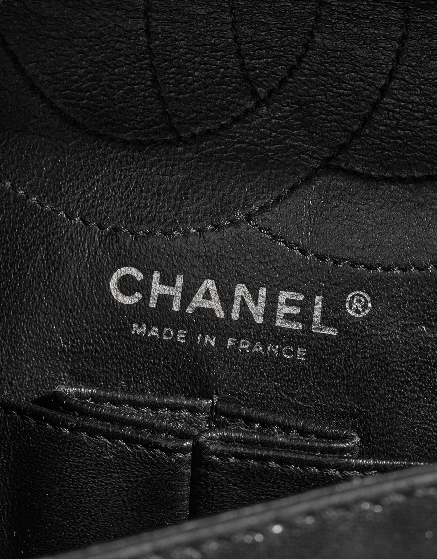 Chanel 255 226 Black Logo  | Sell your designer bag on Saclab.com