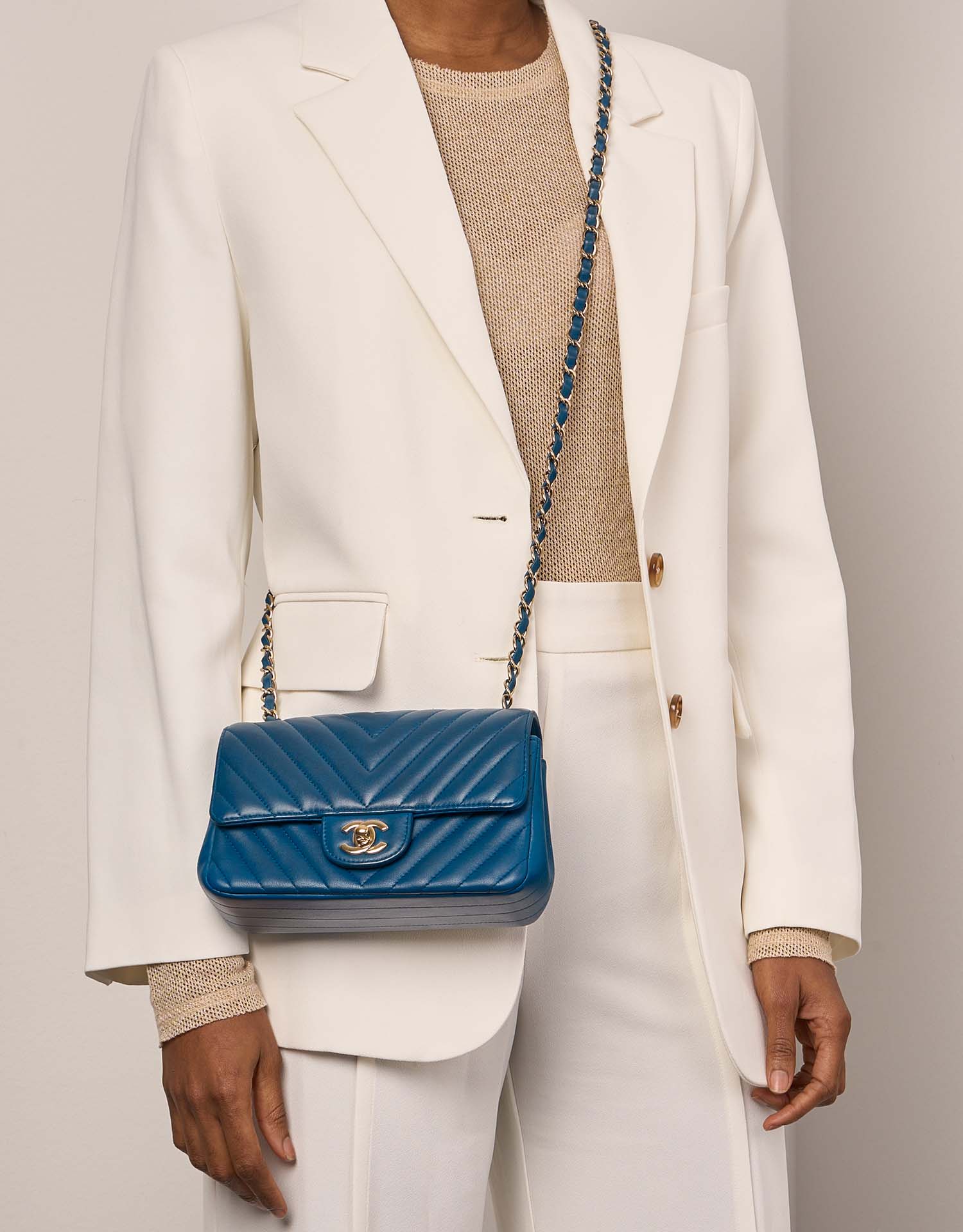 Pre-owned Chanel bag Timeless Mini Rectangle Lamb Blue Blue Model | Sell your designer bag on Saclab.com