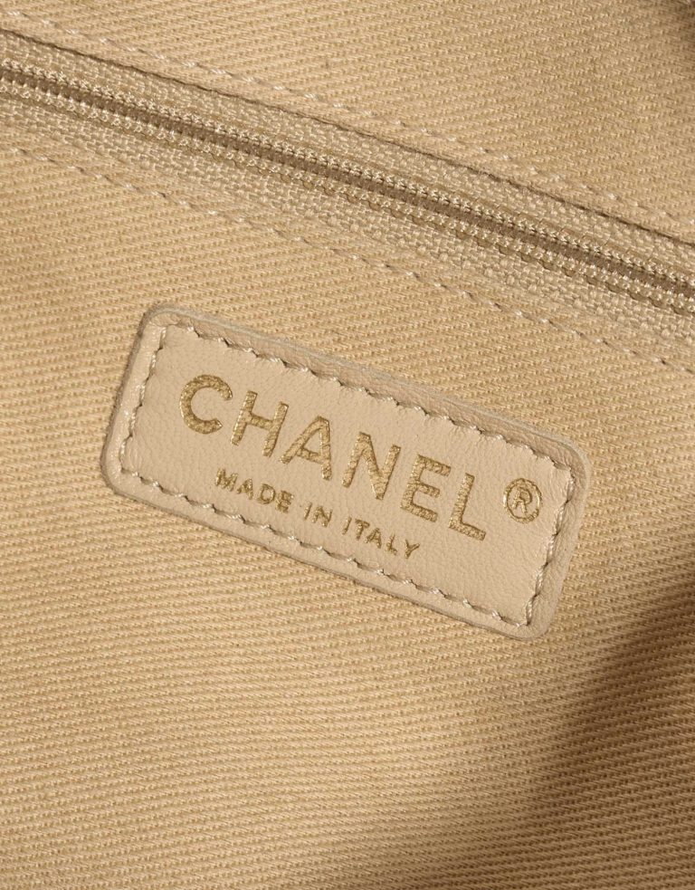 Chanel Timeless Medium Gold Logo | Vendez votre sac de créateur sur Saclab.com