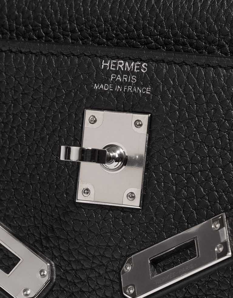 Hermès Kelly 25 Black Logo  | Sell your designer bag on Saclab.com