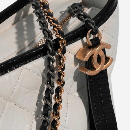 Chanel Gabrielle Medium Black-White Closing System  | Sell your designer bag on Saclab.com