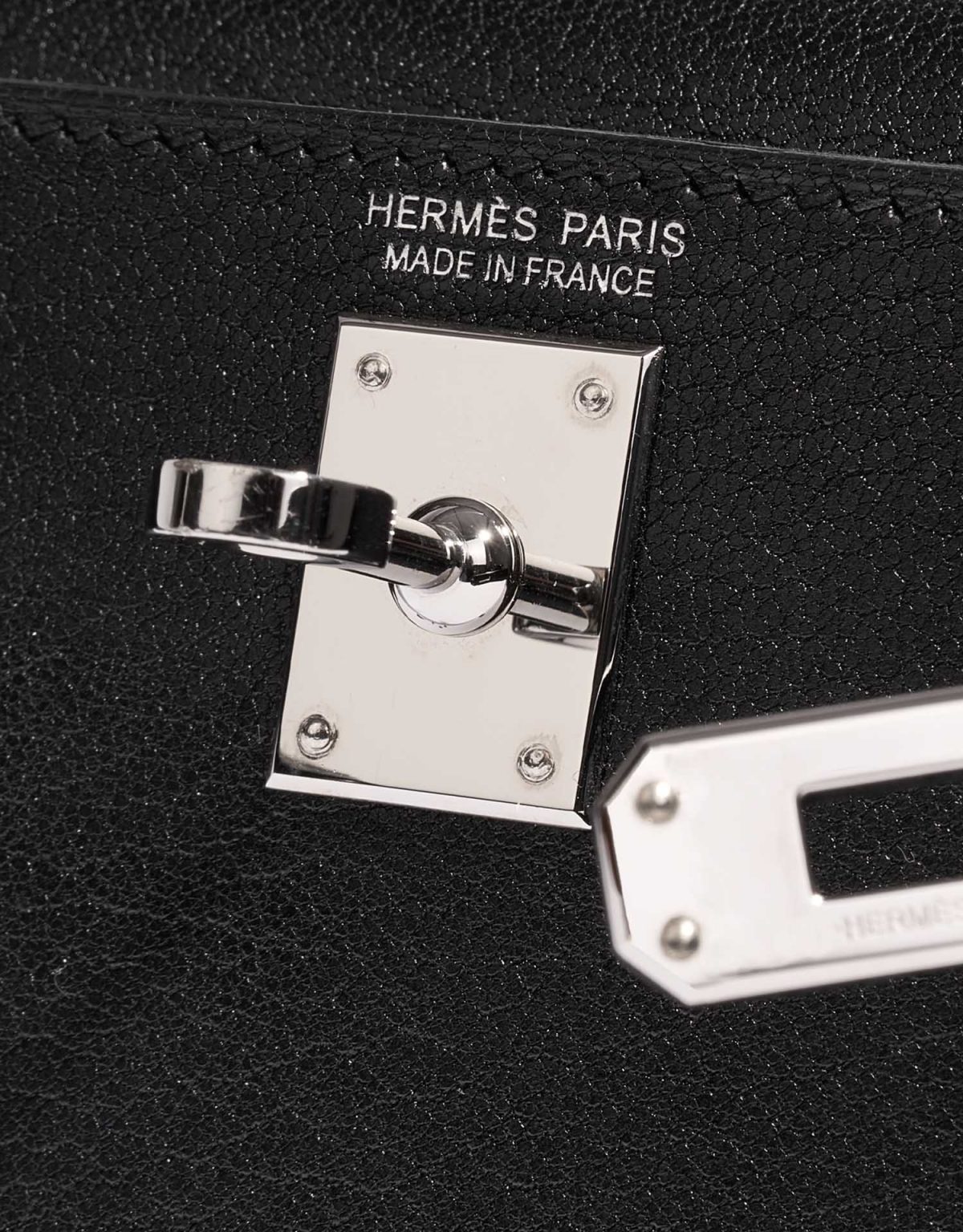 Hermès Kelly Mini Chèvre Chamkila Black | SACLÀB