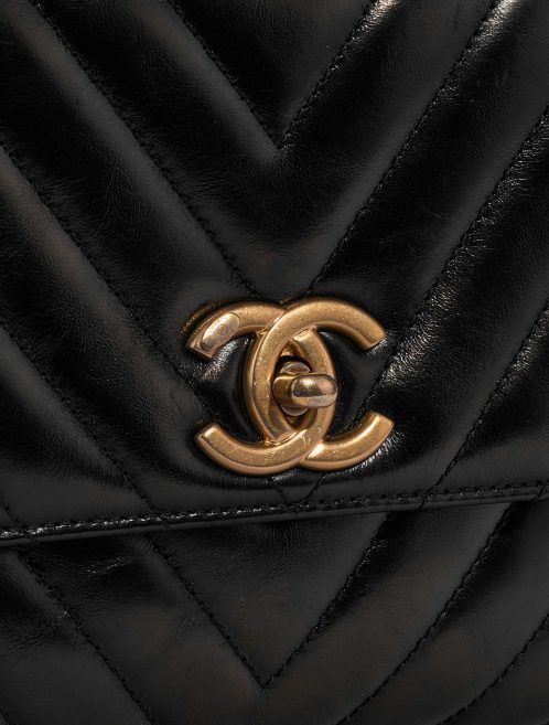 Chanel TimelessHandle Medium Black Closing System  | Sell your designer bag on Saclab.com