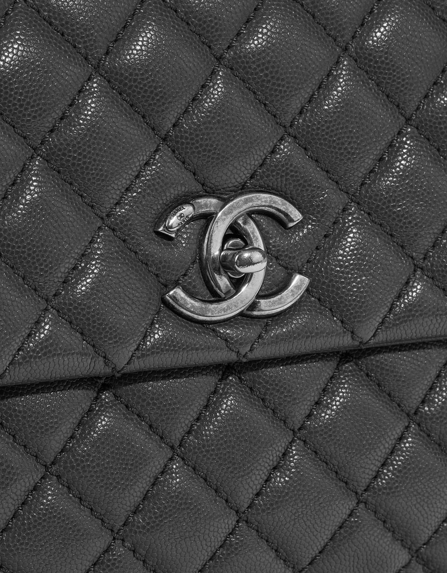 Chanel TimelessHandle Large Grey Closing System  | Sell your designer bag on Saclab.com
