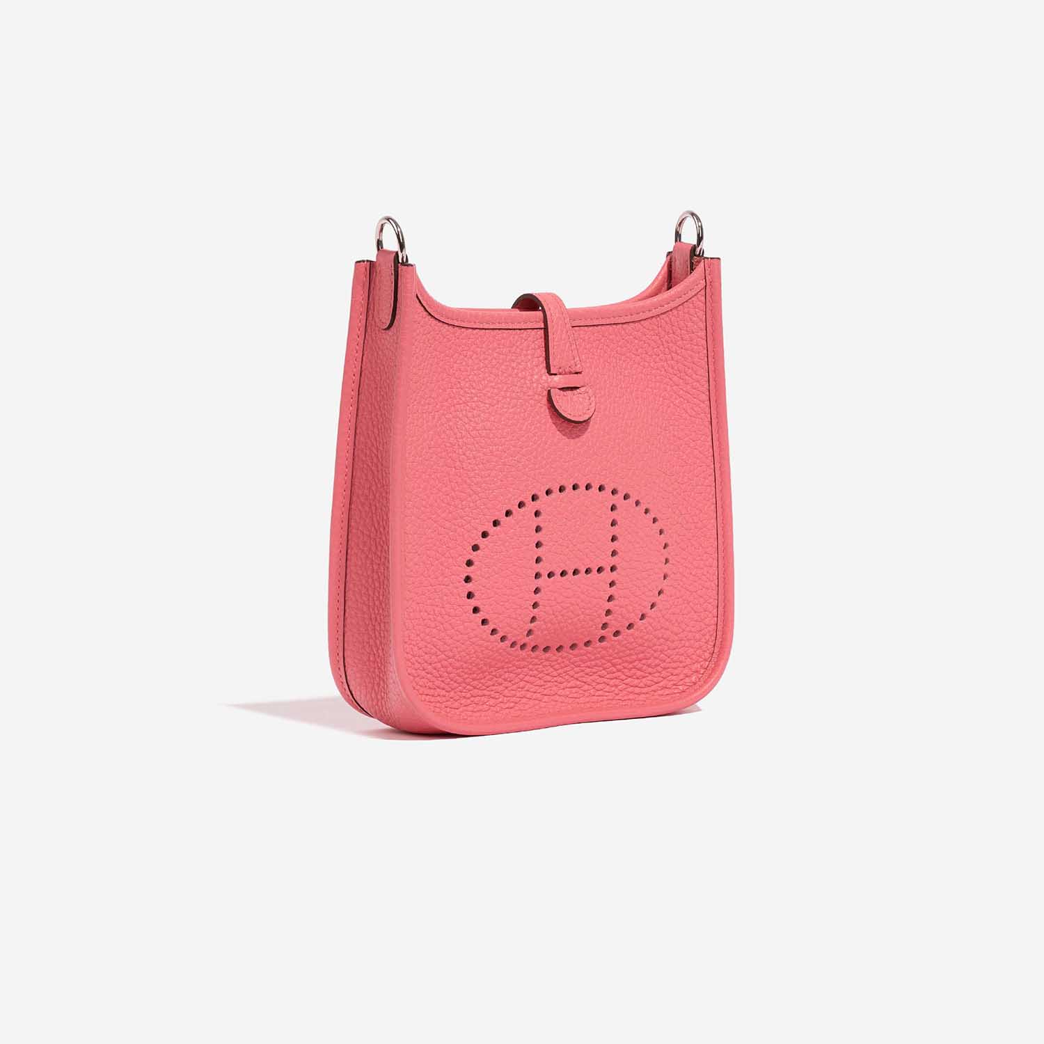 Hermès Evelyne 16 RoseAzalee Side Front  | Sell your designer bag on Saclab.com