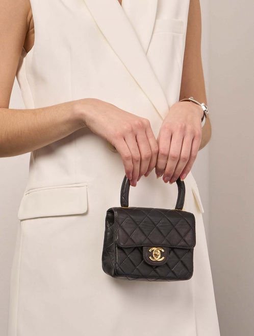 Chanel TimelessHandle Small Black Sizes Worn | Verkaufen Sie Ihre Designer-Tasche auf Saclab.com