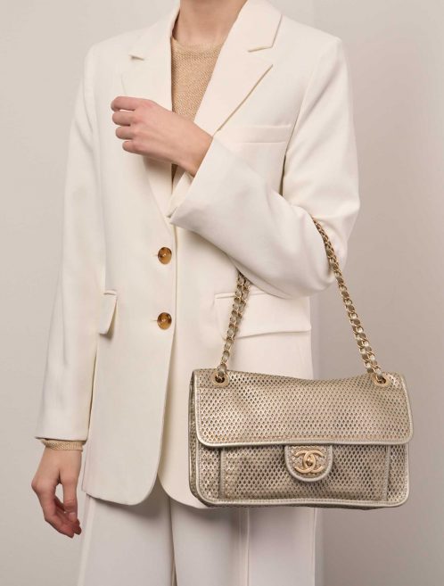 Chanel Timeless Medium Gold Sizes Worn | Sell your designer bag on Saclab.com