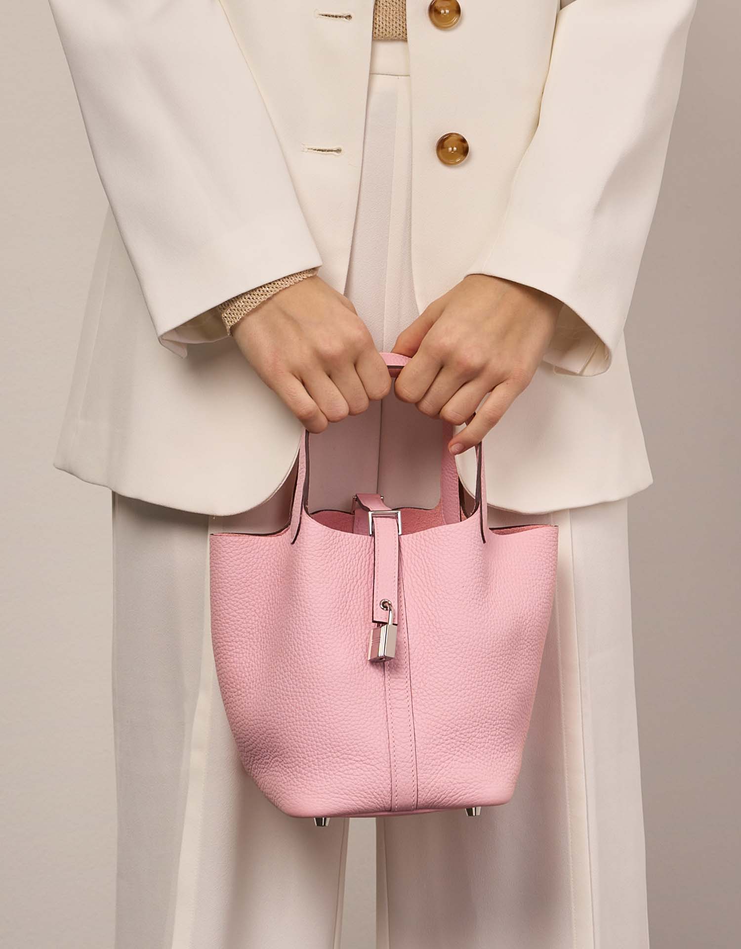 Hermès Picotin 18 RoseSakura Sizes Worn | Sell your designer bag on Saclab.com