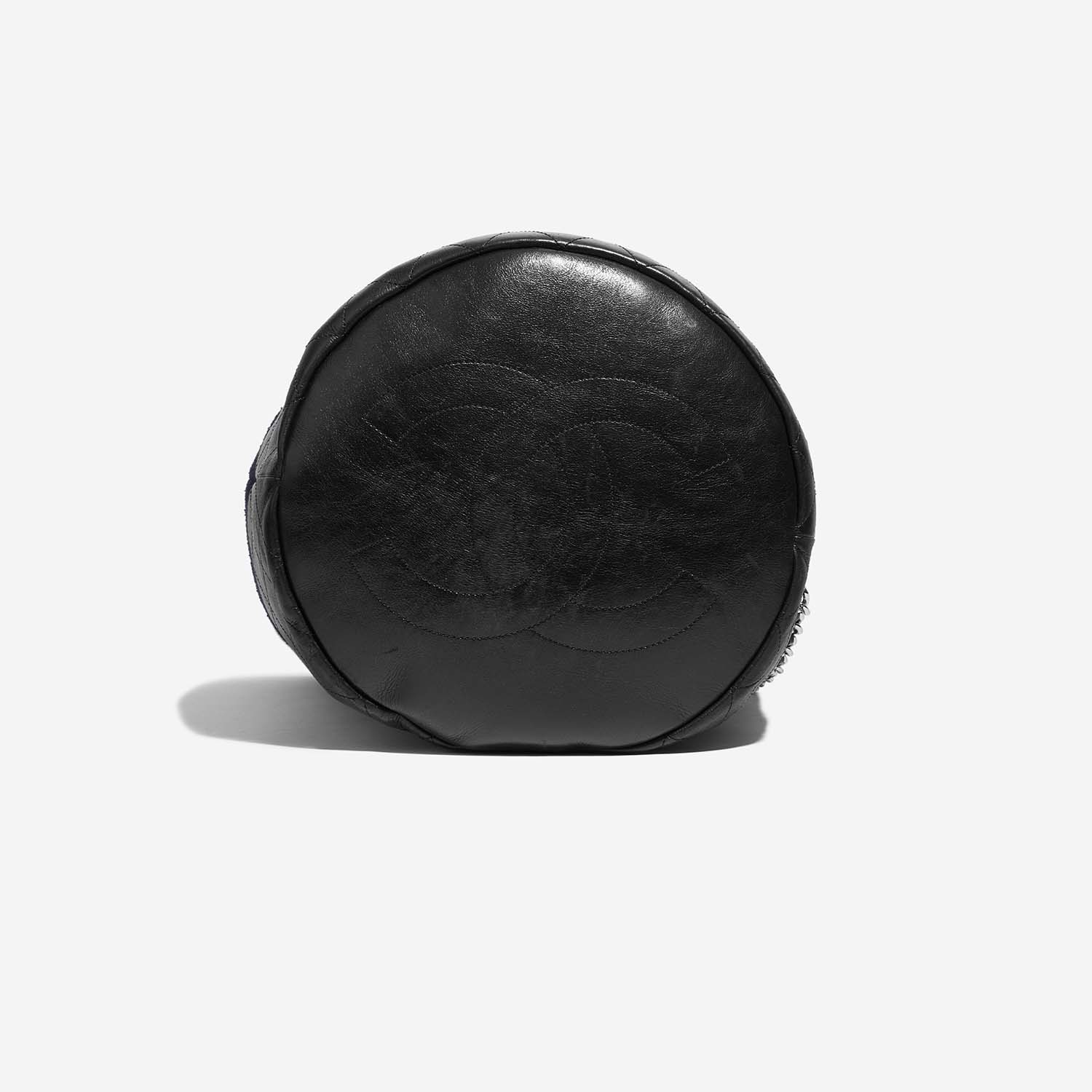 Chanel Rucksack Blau-Schwarzer Boden | Verkaufen Sie Ihre Designer-Tasche auf Saclab.com