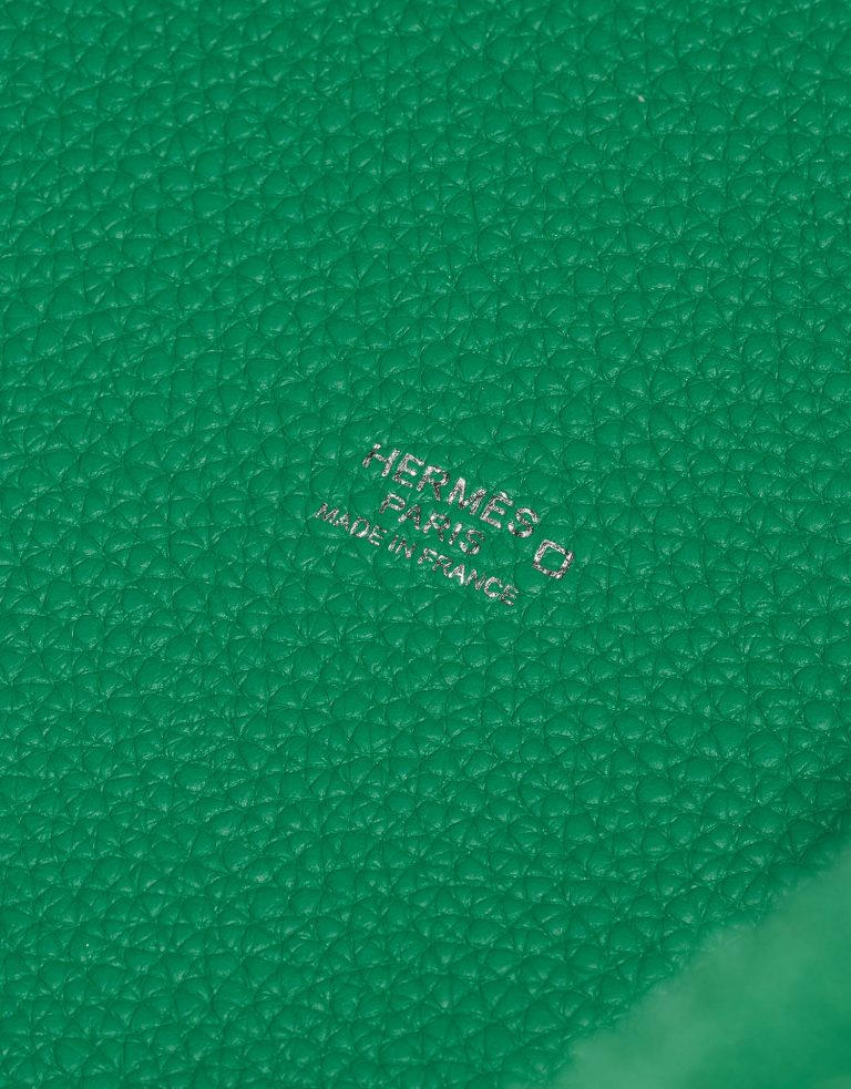 Hermès PicotinTouch 22 Menthe-VertJade Logo  | Sell your designer bag on Saclab.com