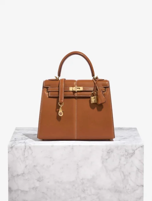 Pre-owned Hermès bag Kelly Padded 25 Barenia Fauve Brown | Sell your designer bag on Saclab.com