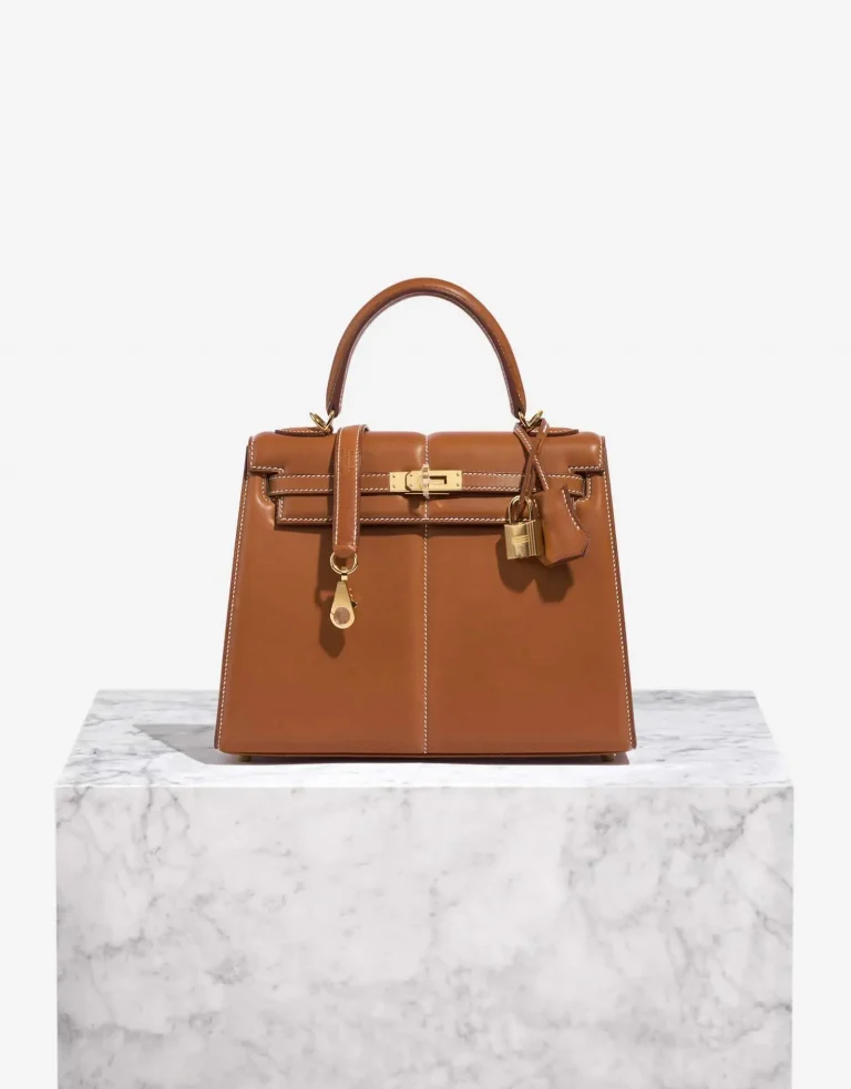 Gebrauchte Hermès Tasche Kelly Padded 25 Barenia Fauve Brown | Verkaufen Sie Ihre Designer-Tasche auf Saclab.com