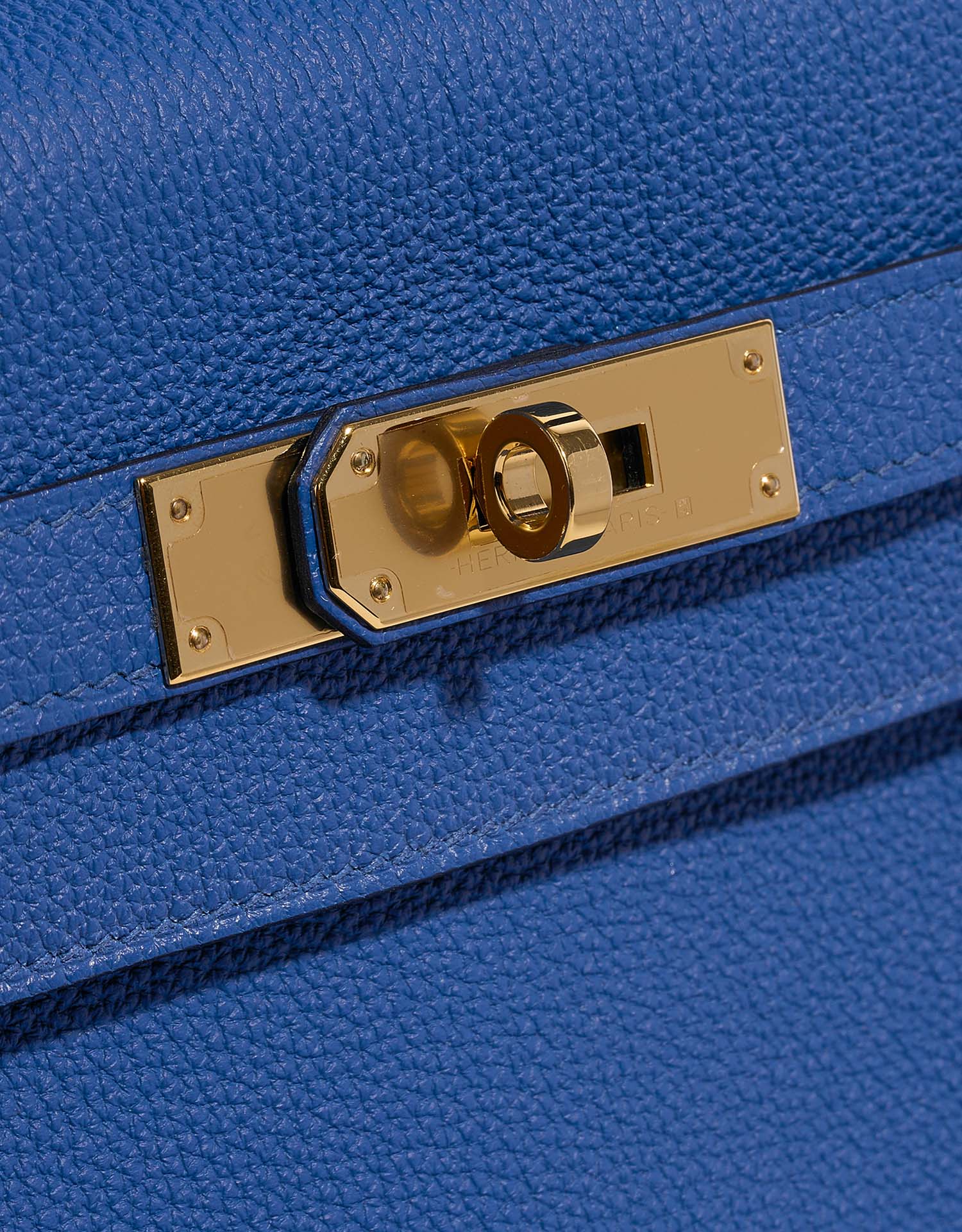 Hermès Kelly 28 BleuDeFrance Closing System  | Sell your designer bag on Saclab.com