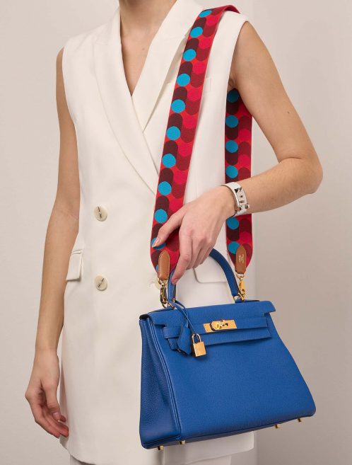 Hermès ShoulderStrap OneSize RougeDeCoer-BlueFrida-Gold Sizes Worn | Sell your designer bag on Saclab.com