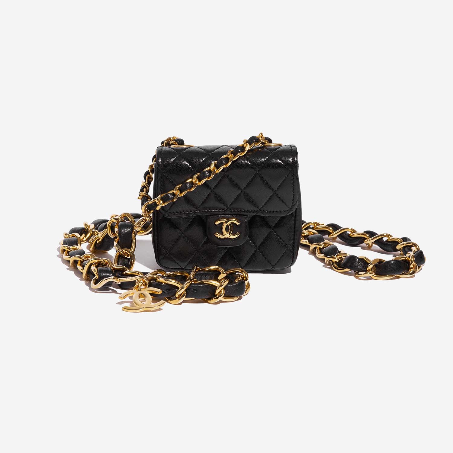 Chanel TimelessBeltBag Black Front  | Sell your designer bag on Saclab.com