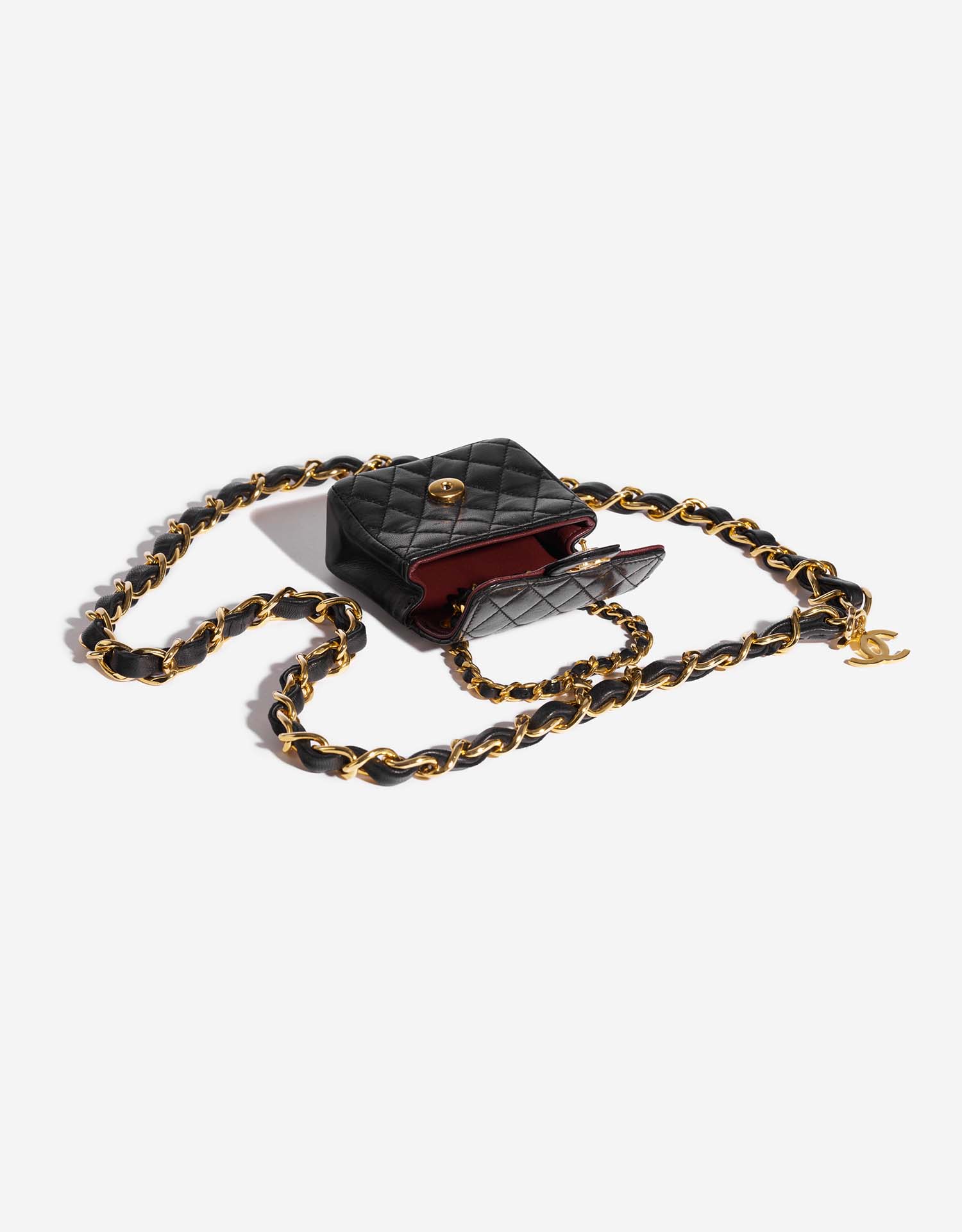 Chanel TimelessBeltBag Black Inside  | Sell your designer bag on Saclab.com