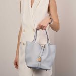 Hermès Picotin 22 BluePale Sizes Worn | Sell your designer bag on Saclab.com