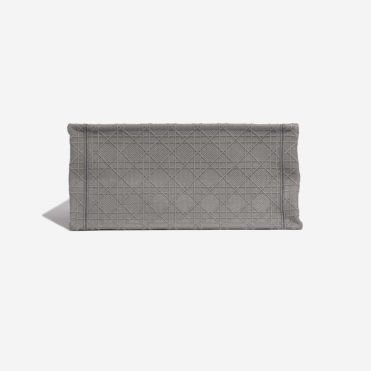 Dior BookTote Grey Bottom  | Sell your designer bag on Saclab.com
