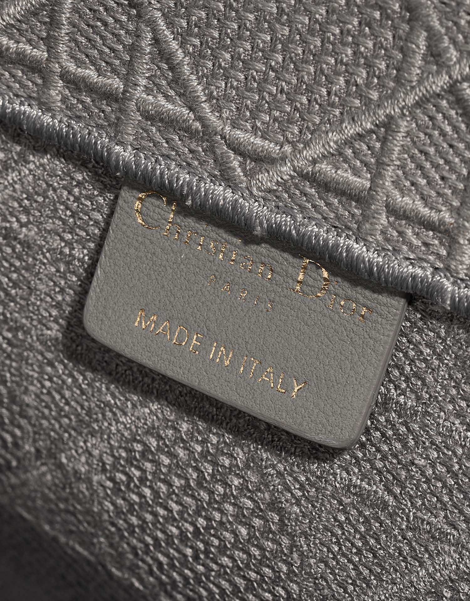 Dior BookTote Grey Logo  | Sell your designer bag on Saclab.com