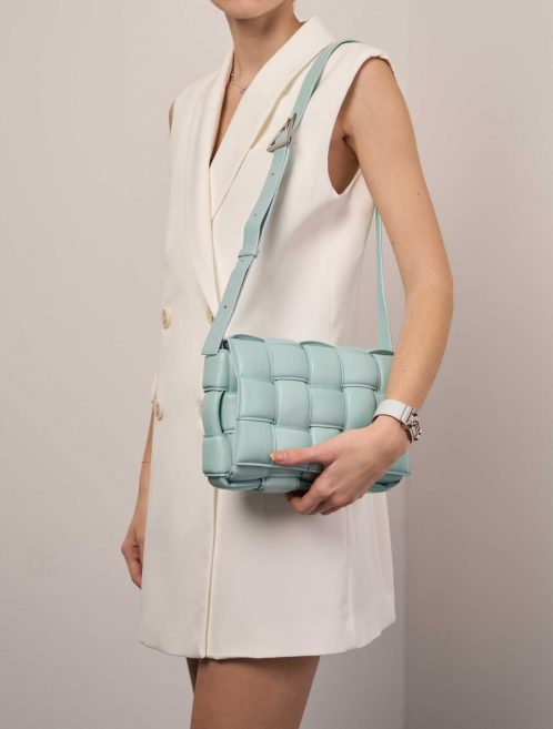 BottegaVeneta Cassette Turquoise Sizes Worn | Sell your designer bag on Saclab.com