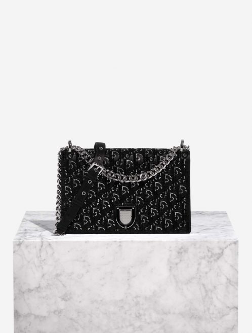 Dior Diorama Medium Black Front | Verkaufen Sie Ihre Designer-Tasche auf Saclab.com