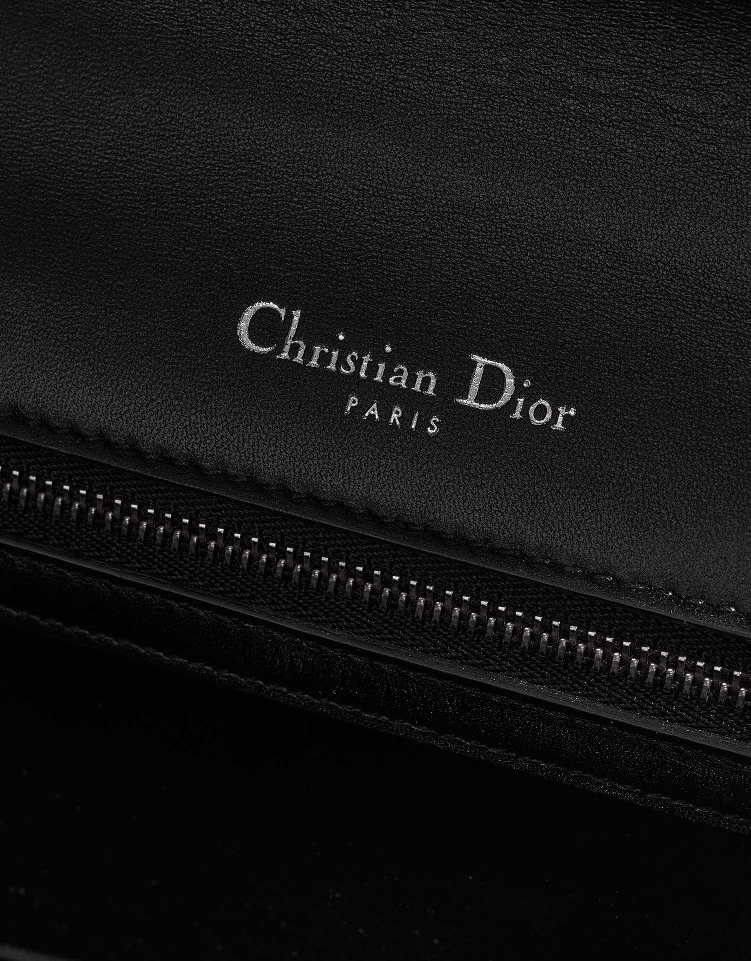 Dior Diorama Medium Black Logo  | Sell your designer bag on Saclab.com