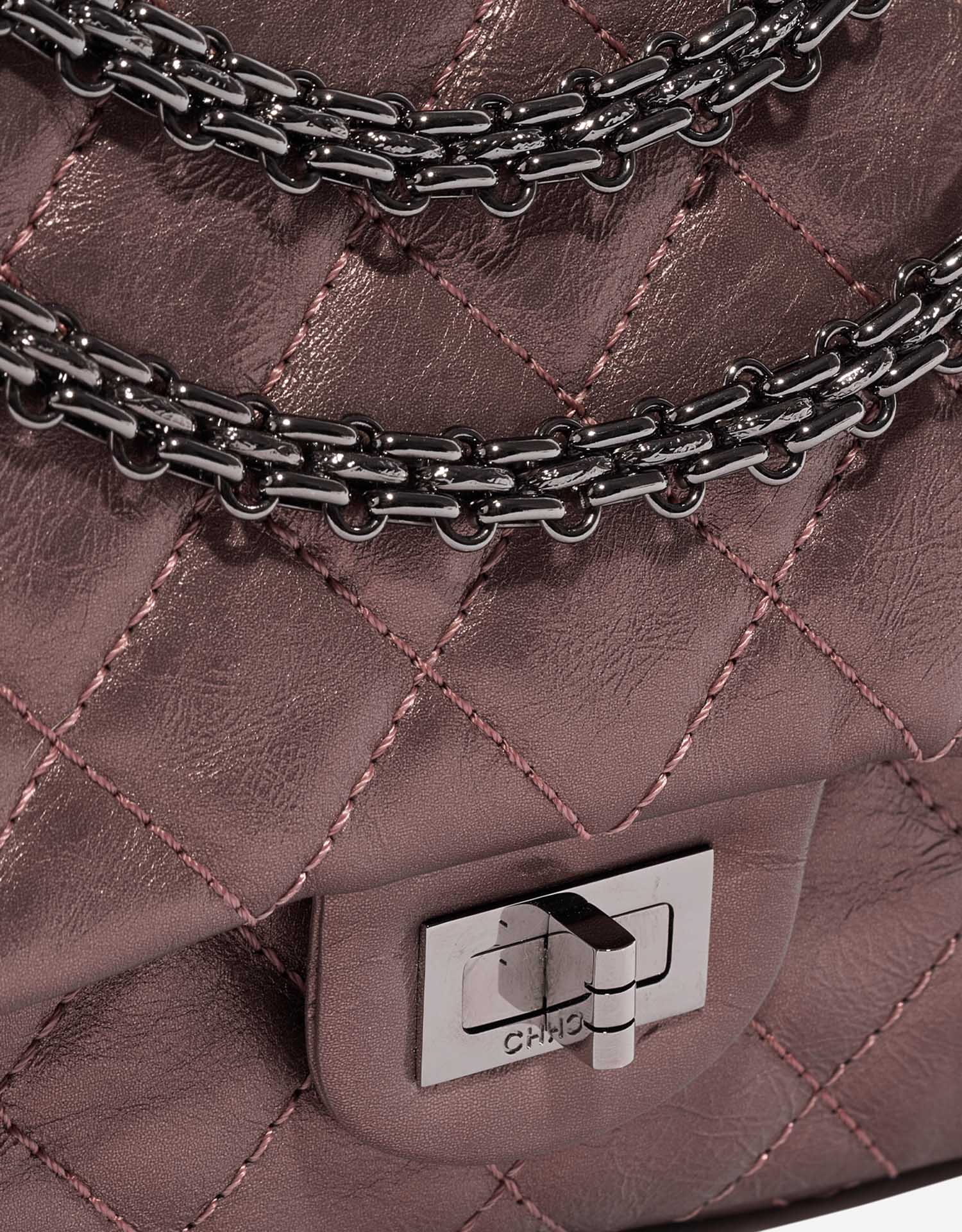 Chanel 255Reissue 226 MetallicLiliac Closing System  | Sell your designer bag on Saclab.com