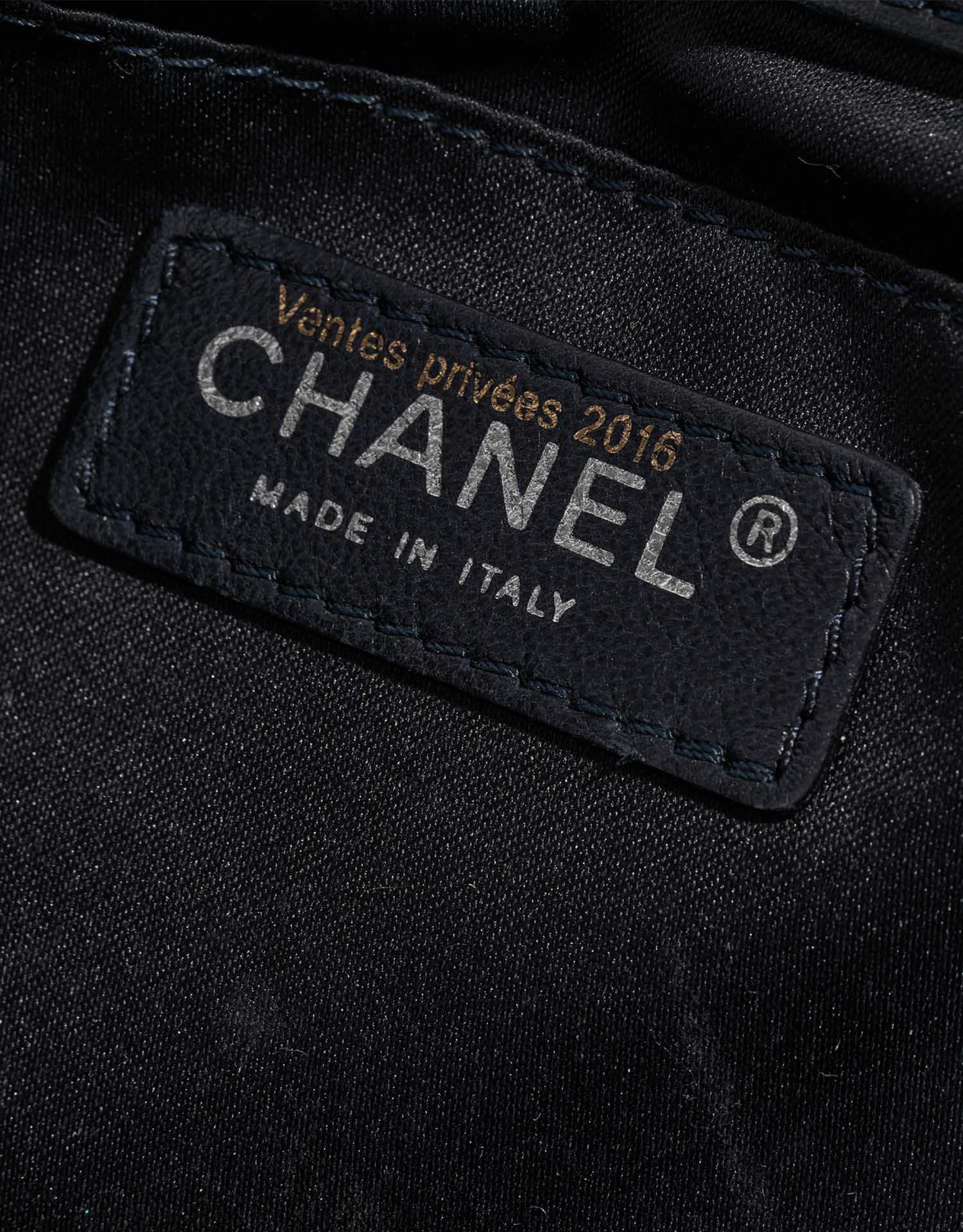 Chanel Timeless Jumbo DarkBlue Logo  | Sell your designer bag on Saclab.com