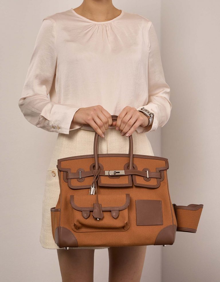 Pre-owned Hermès bag Birkin Cargo 35 Swift / Toile Goeland Marron / Gold Brown | Sell your designer bag on Saclab.com