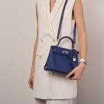 Hermès Kelly 25 BlueSaphir Sizes Worn | Sell your designer bag on Saclab.com