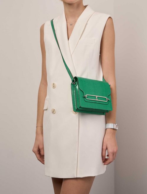 Hermès Roulis 18 VertMenthe Sizes Worn | Sell your designer bag on Saclab.com