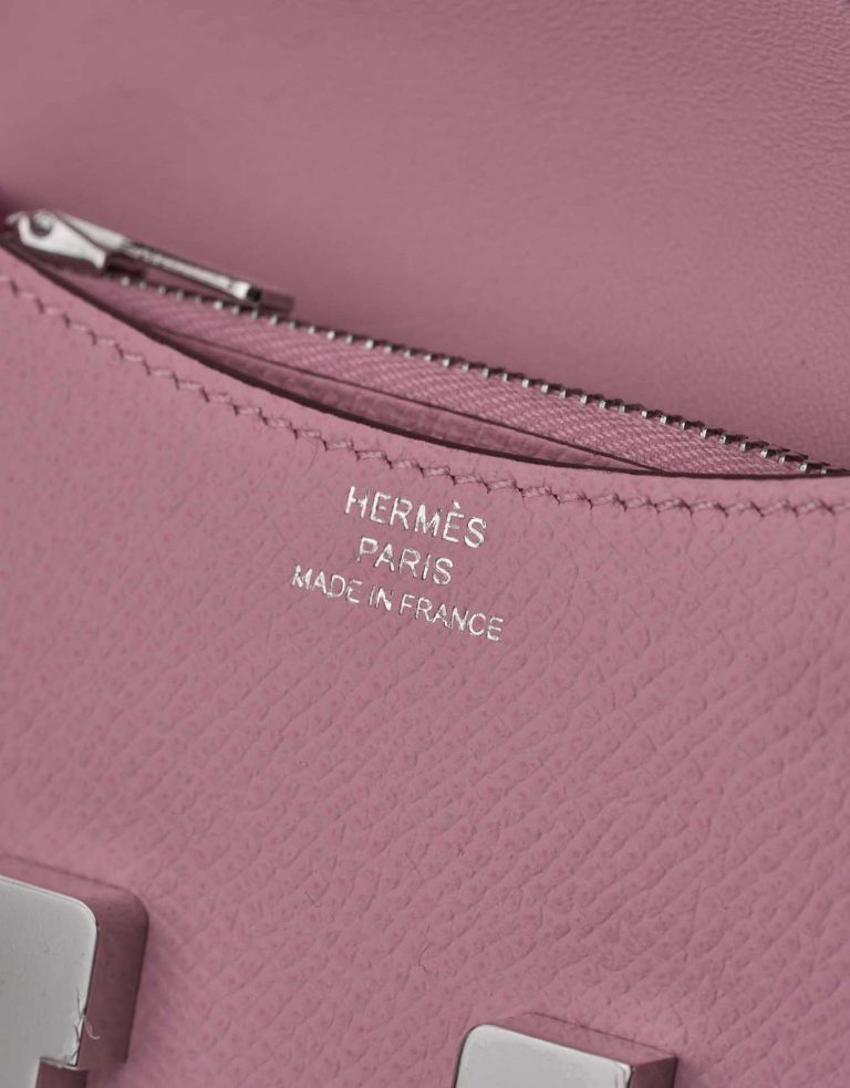 Hermès Constance SlimWallet MauveSilvestre Logo | Verkaufen Sie Ihre Designertasche auf Saclab.com